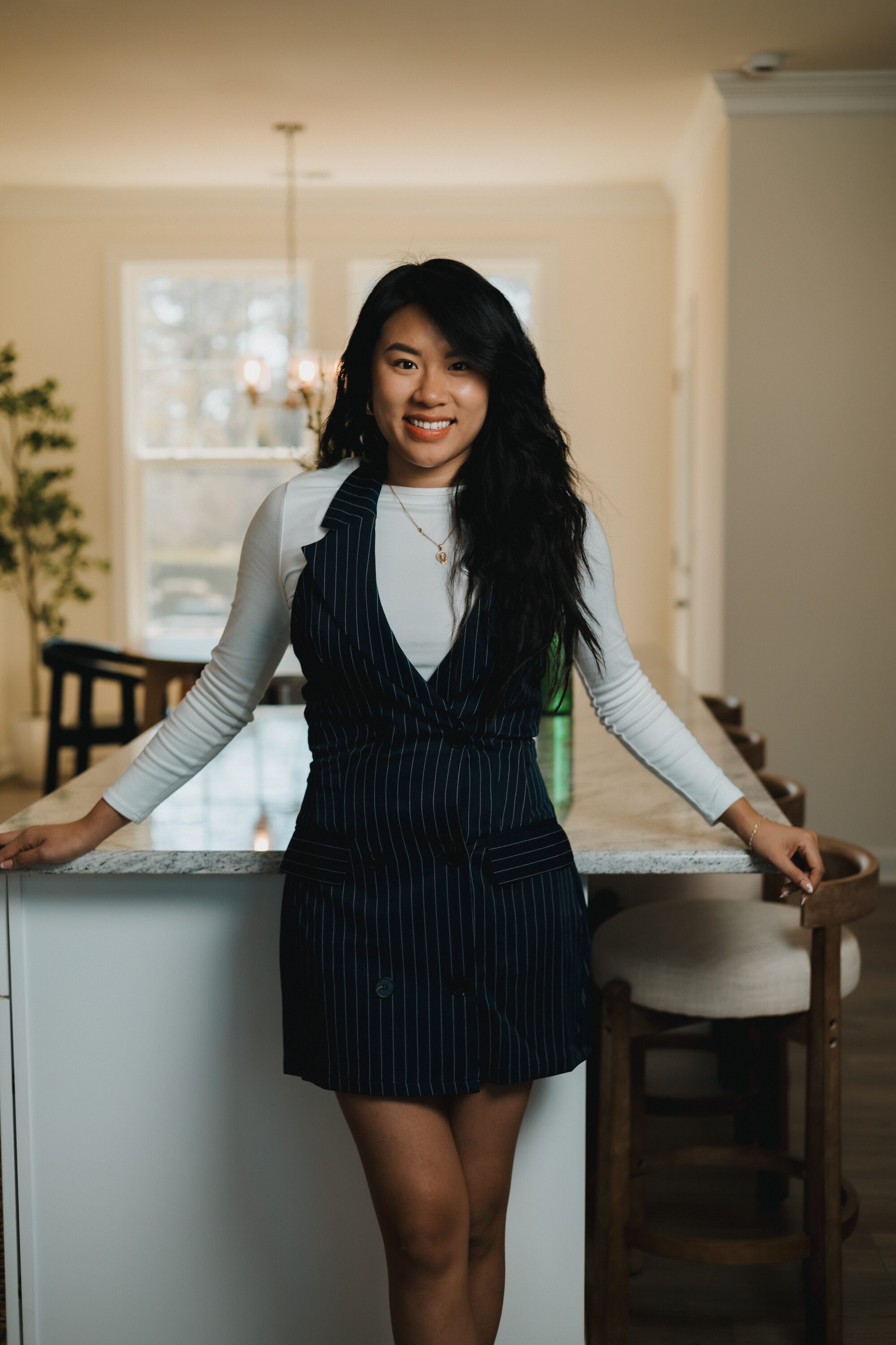 Agent brand portrait — houndstooth